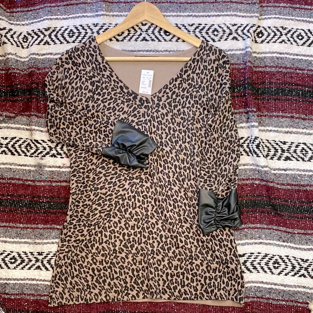 NWT Maurice’s medium cheetah print 3/4 sleeve top